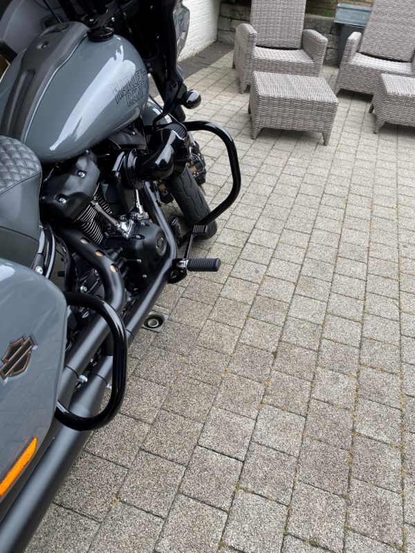 Дуги задние для Softail 2018+