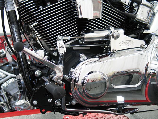 Спидшифтер с электроприводом Pingel для Softail 2007-2017