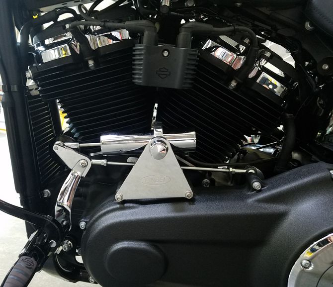 Спидшифтер с электроприводом Pingel для Harley Softail 2018-2021