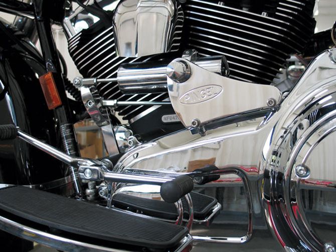 Спидшифтер с электроприводом Pingel для Harley Touring 2007-2016