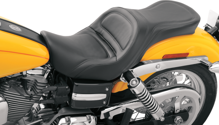 Сиденье Saddlemen для Dyna