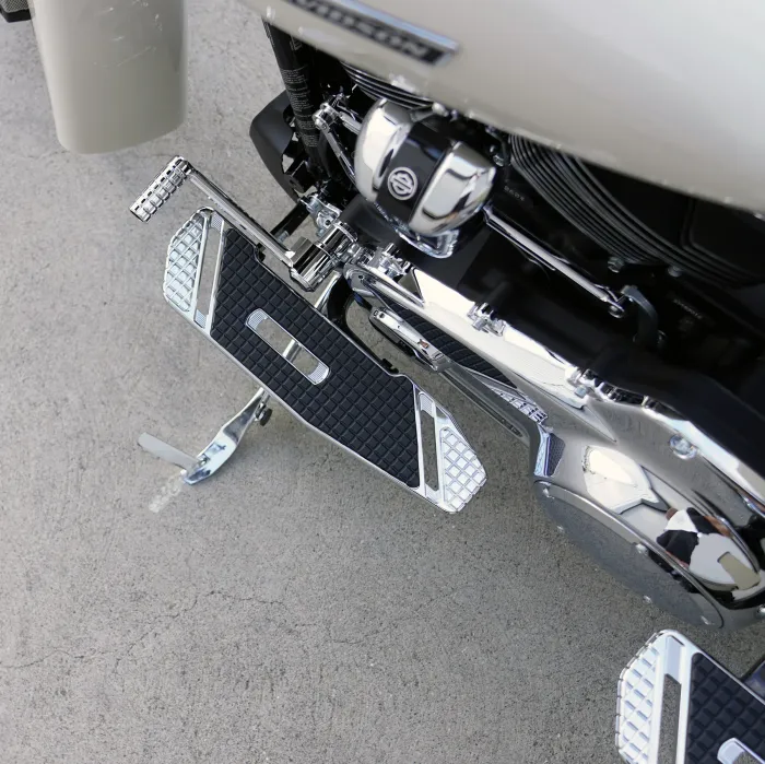 Водительские платформы Arlen Ness SpeedLiner для Harley FLT 18-